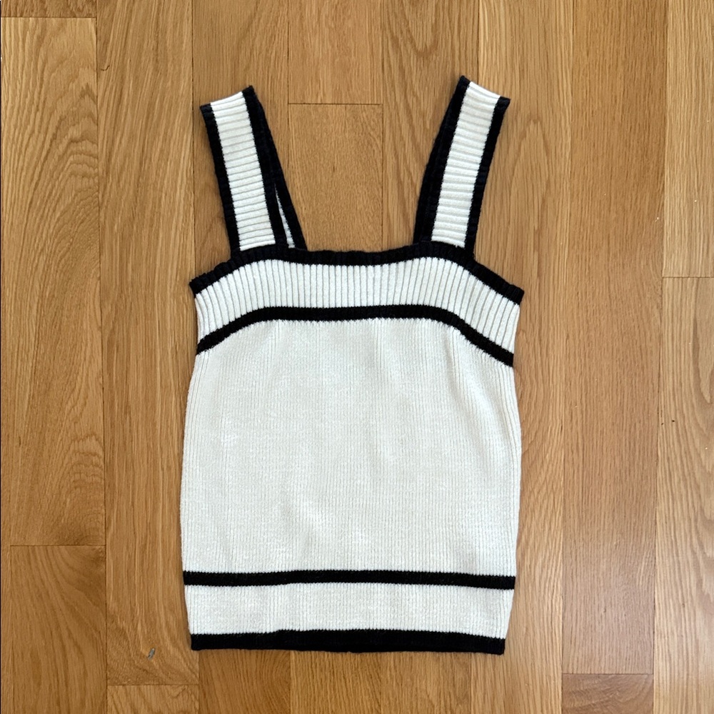 NWOT Vici Black and White Knit Camisole